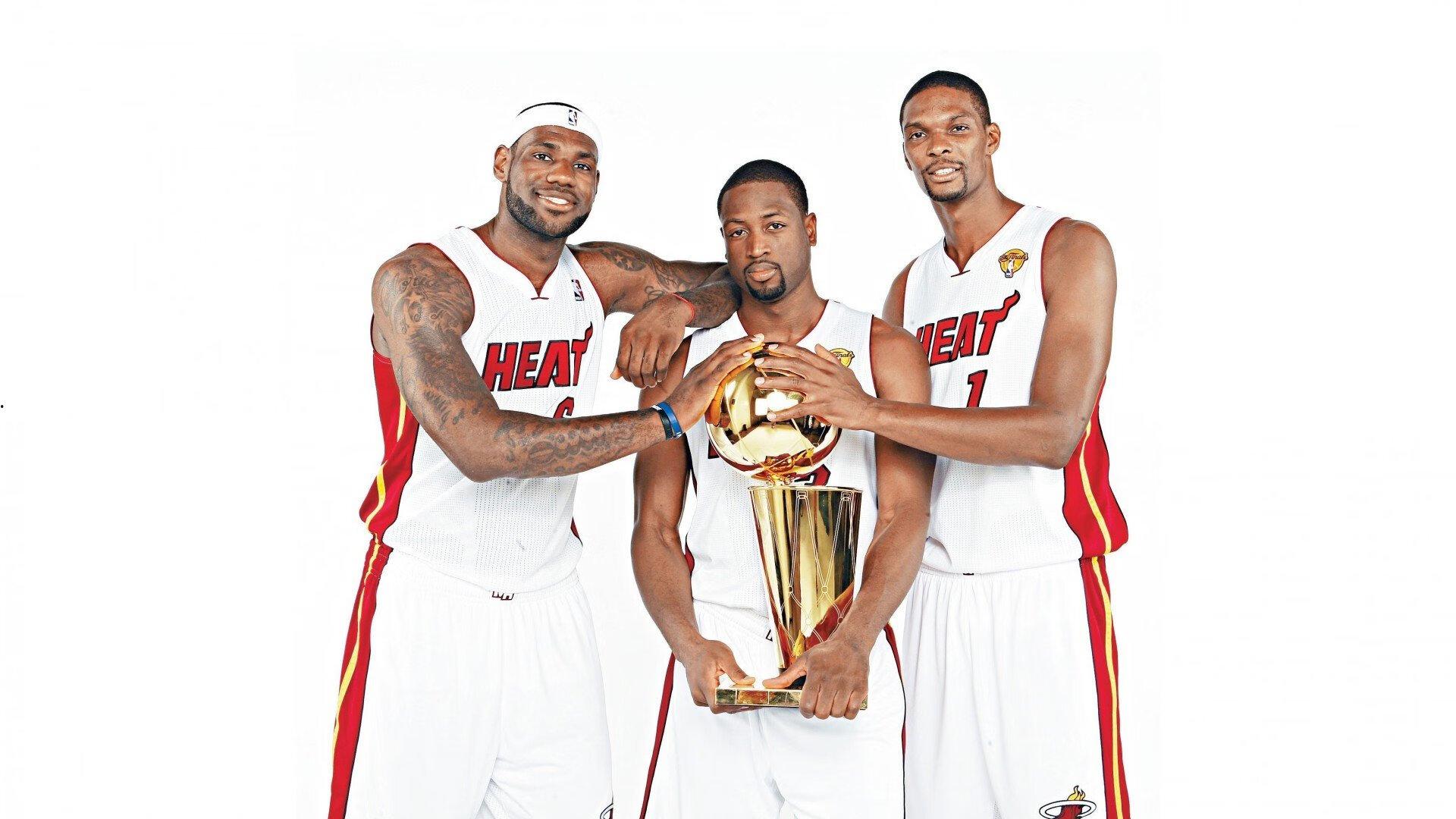 特尔施特根社交媒体发声，我们可以为欧冠表现骄傲，明年将回来争夺奖杯